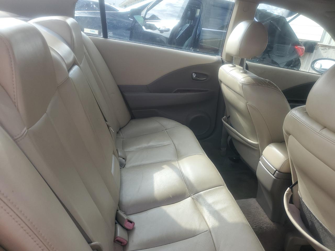 2003 Nissan Altima - Image 10
