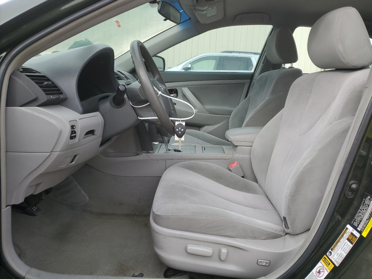 2011 Toyota Camry - Image 7