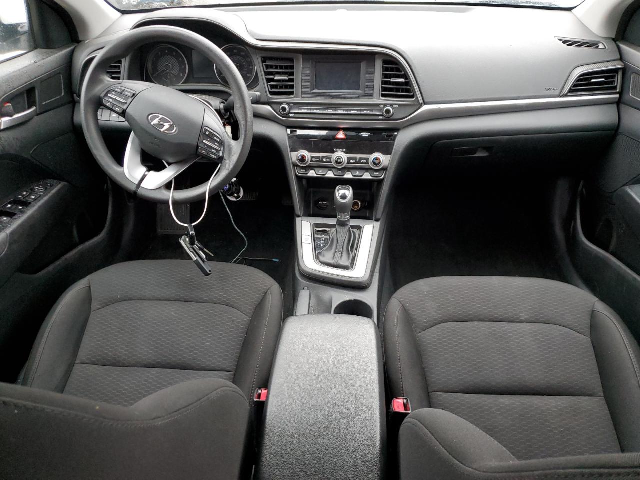 2020 Hyundai Elantra - Image 8