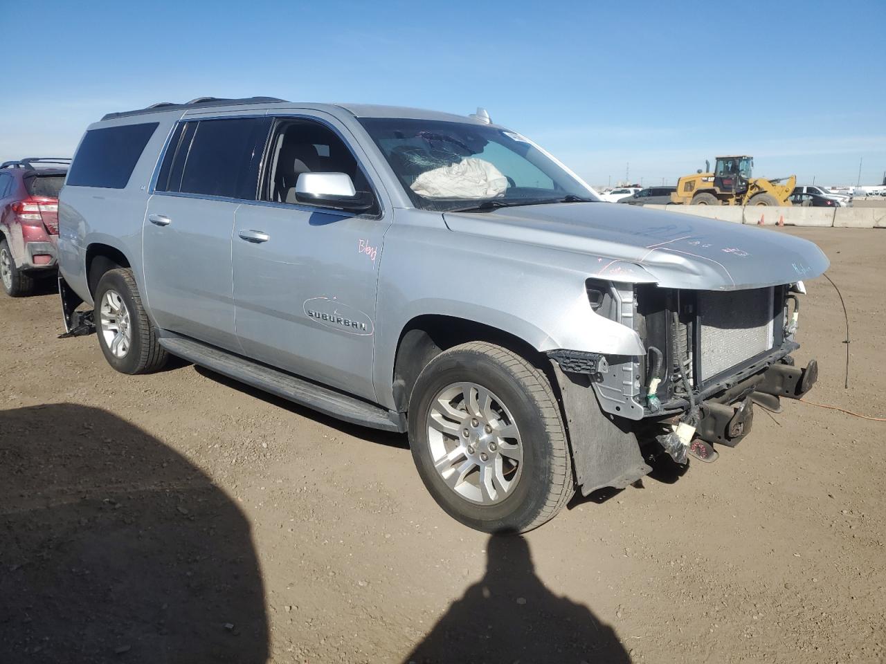 2016 Chevrolet Suburban - Image 4