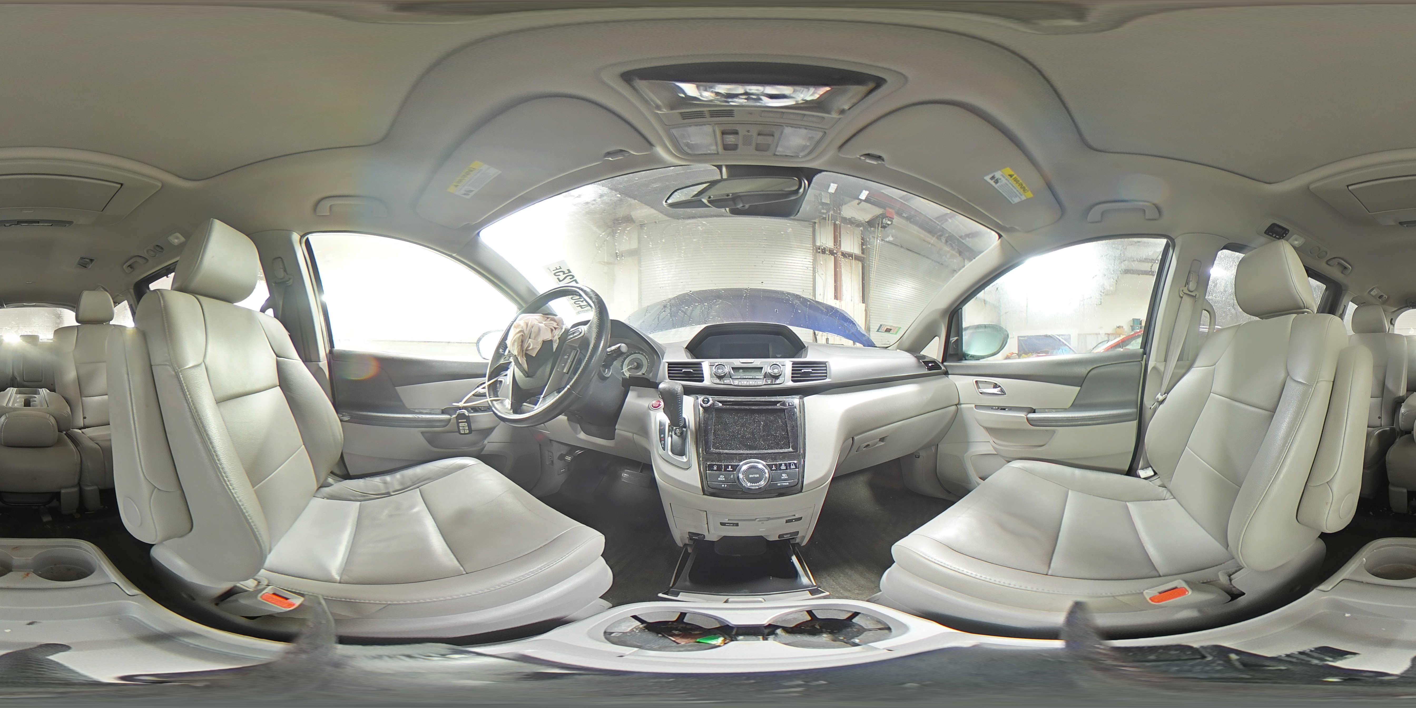 2014 Honda Odyssey - Image 15