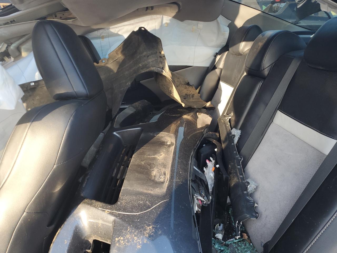 2012 Toyota Camry - Image 10