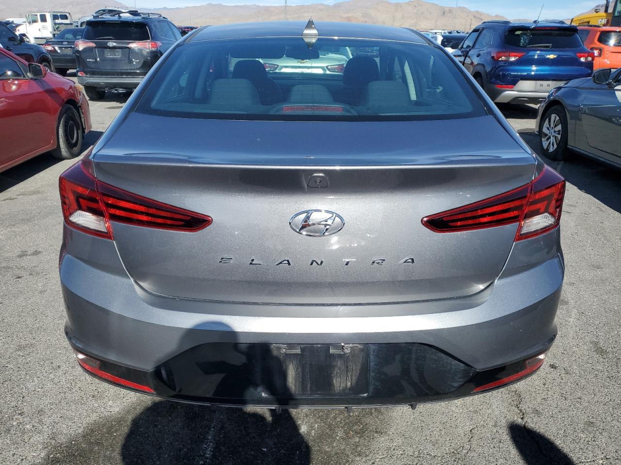 2020 Hyundai Elantra - Image 6