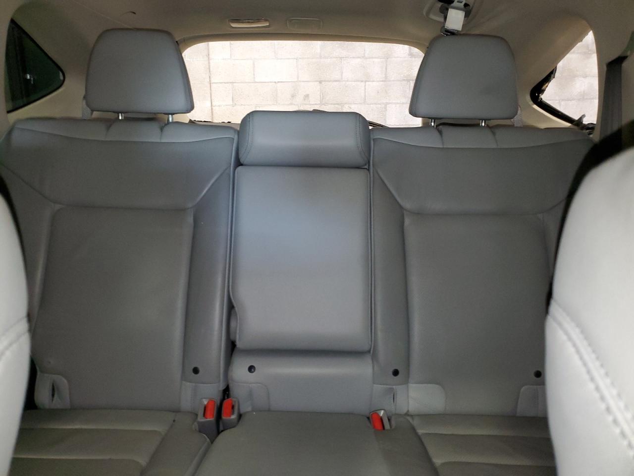 2016 Honda CR-V - Image 10