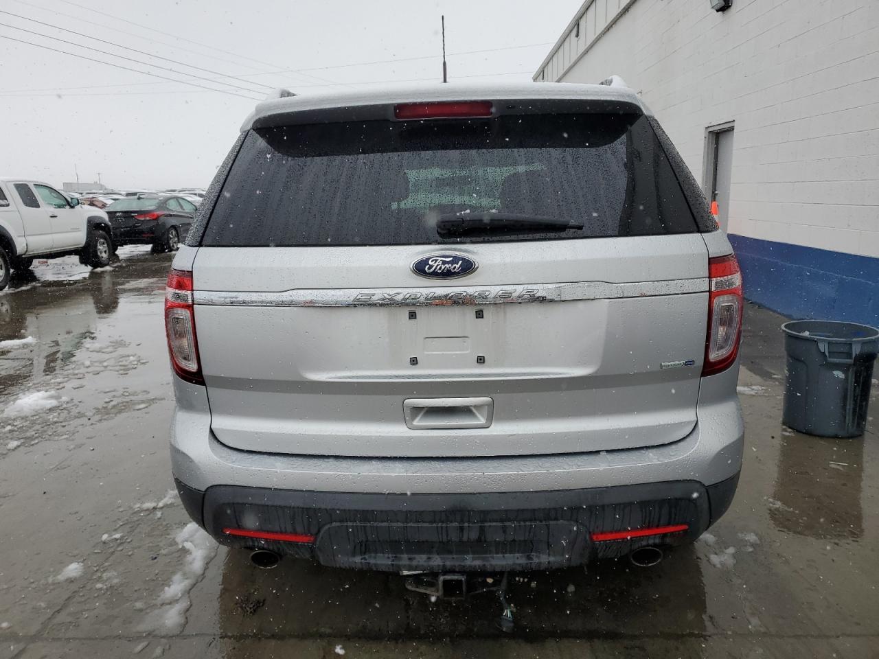 2015 Ford Explorer - Image 6