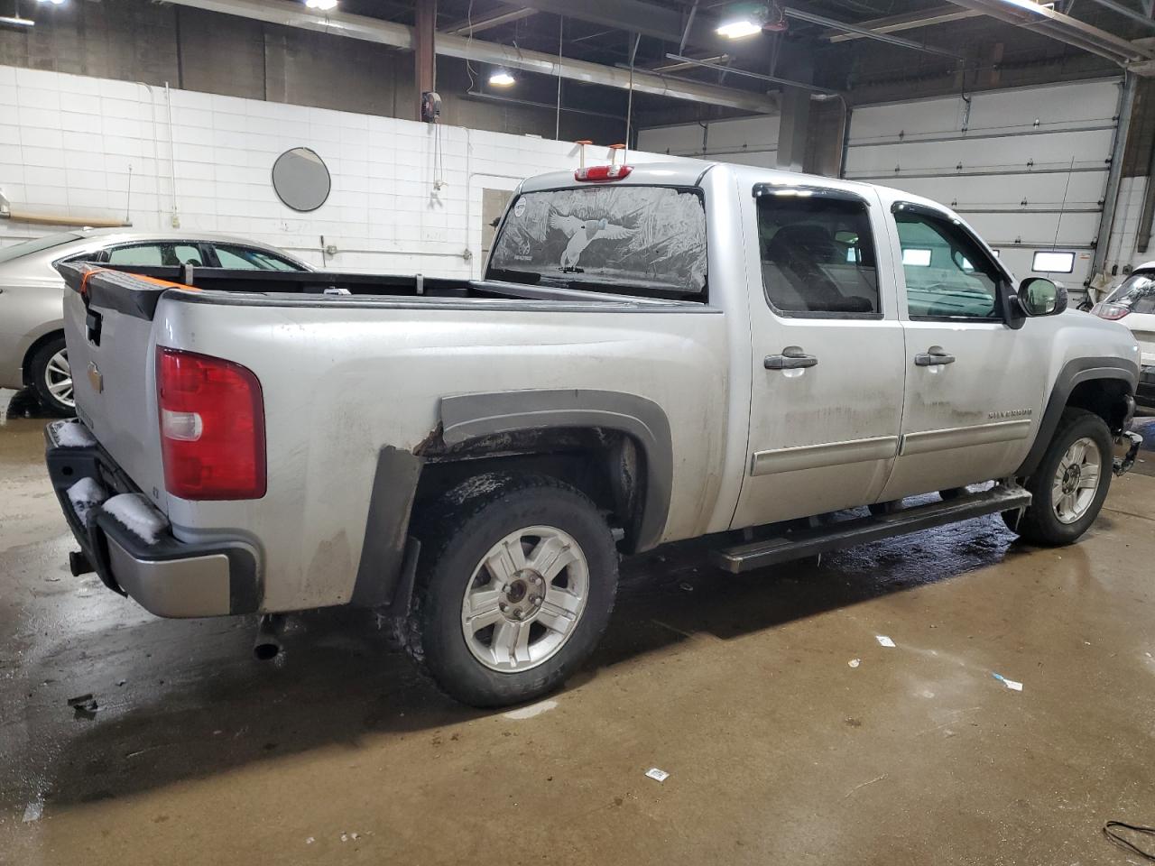 2012 Chevrolet Silverado - Image 3