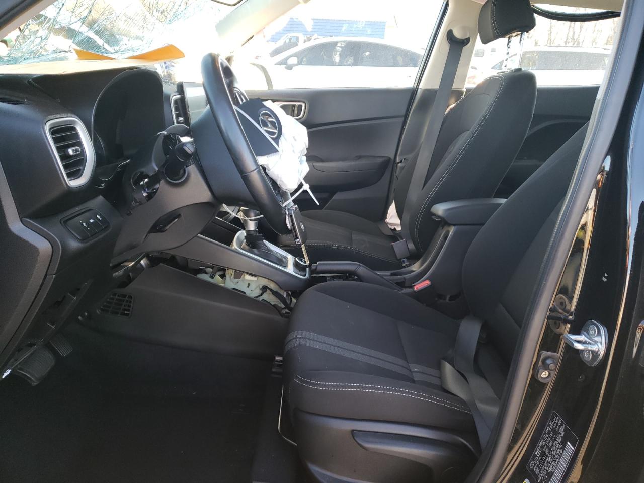 2021 Hyundai Venue - Image 7