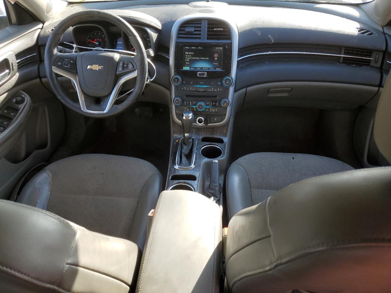 2015 Chevrolet Malibu - Image 8