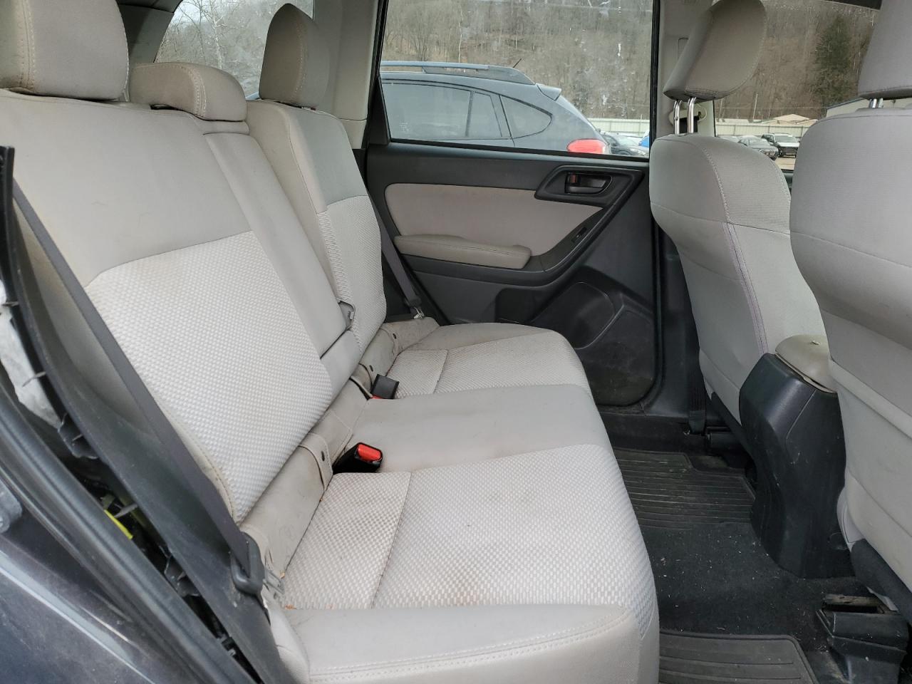 2016 Subaru Forester - Image 11