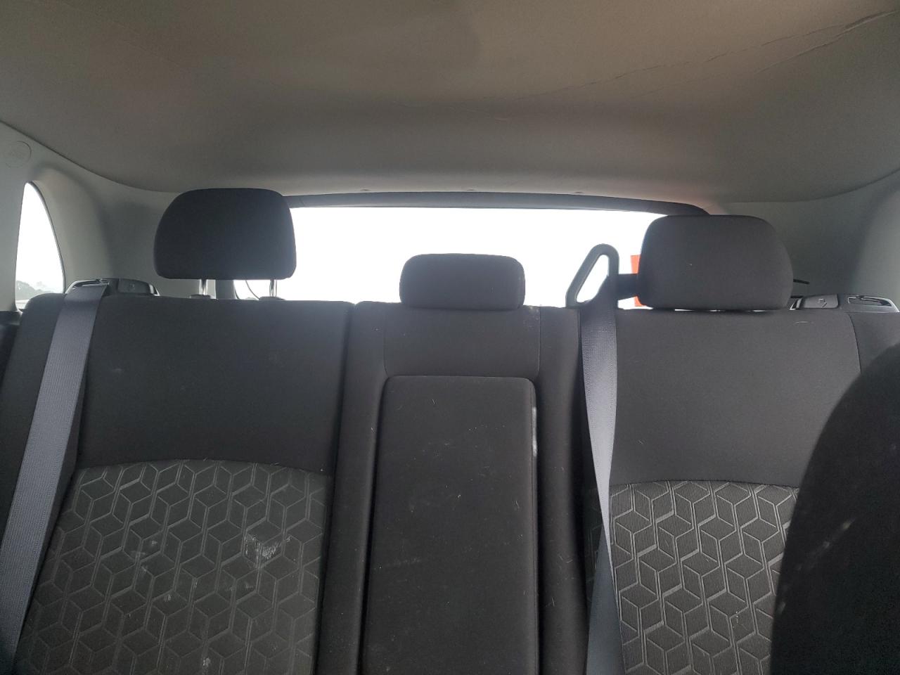 2020 Mitsubishi Outlander - Image 10