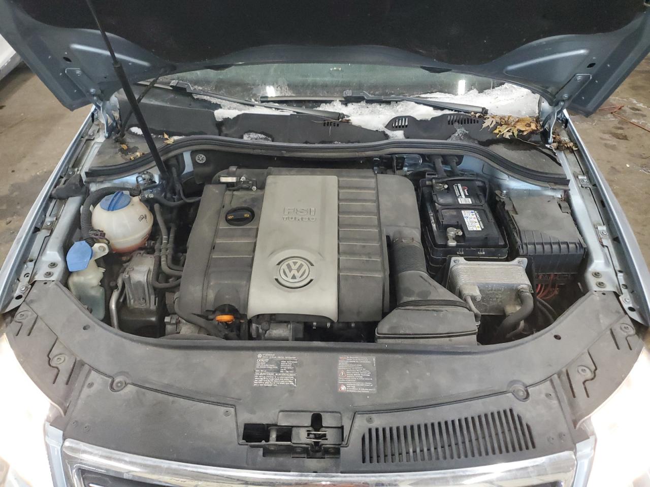 2008 Volkswagen Passat - Image 11