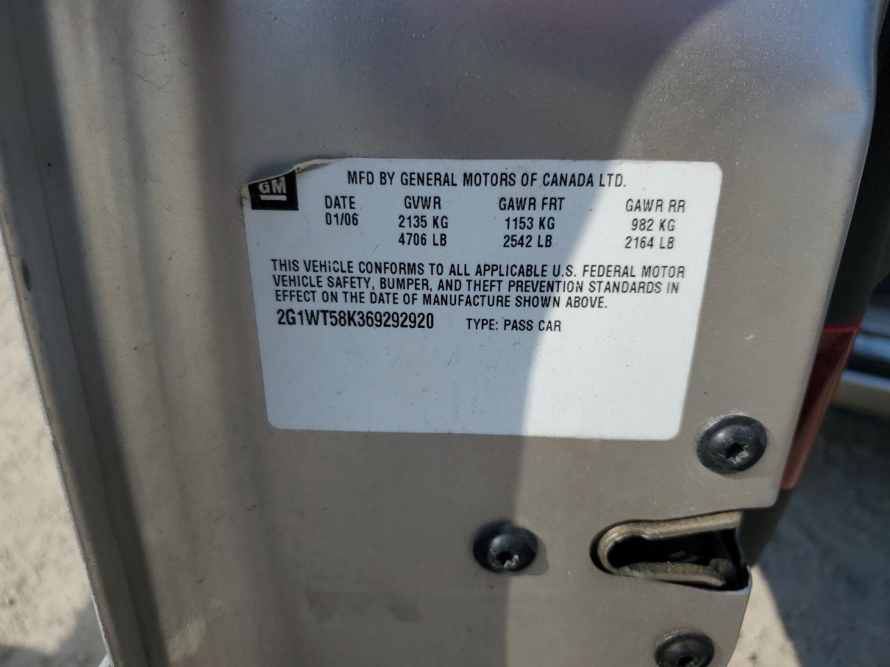 2006 Chevrolet Impala - Image 14