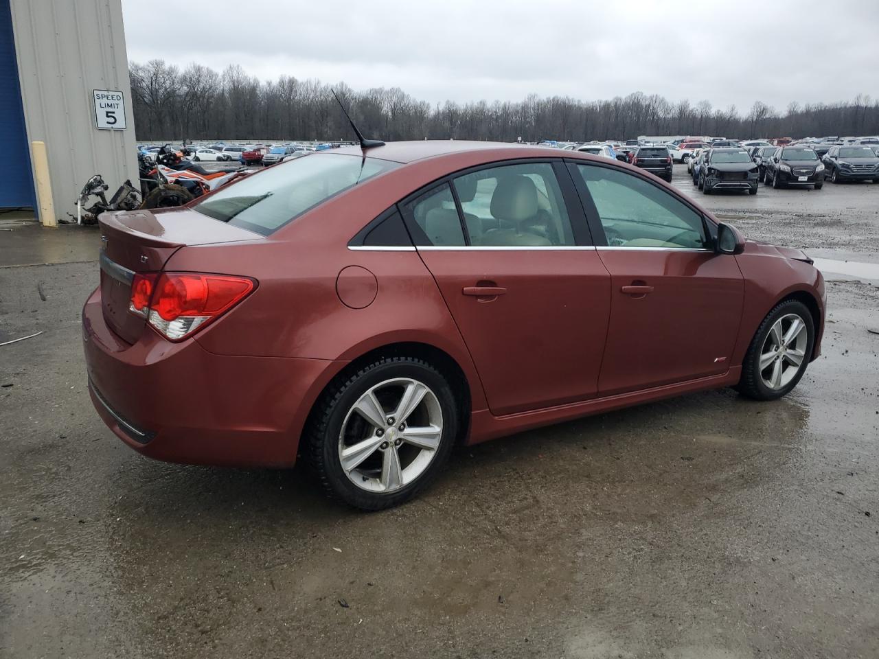 2013 Chevrolet Cruze - Image 3