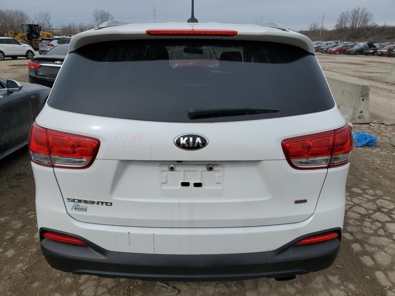 2017 Kia Sorento - Image 6