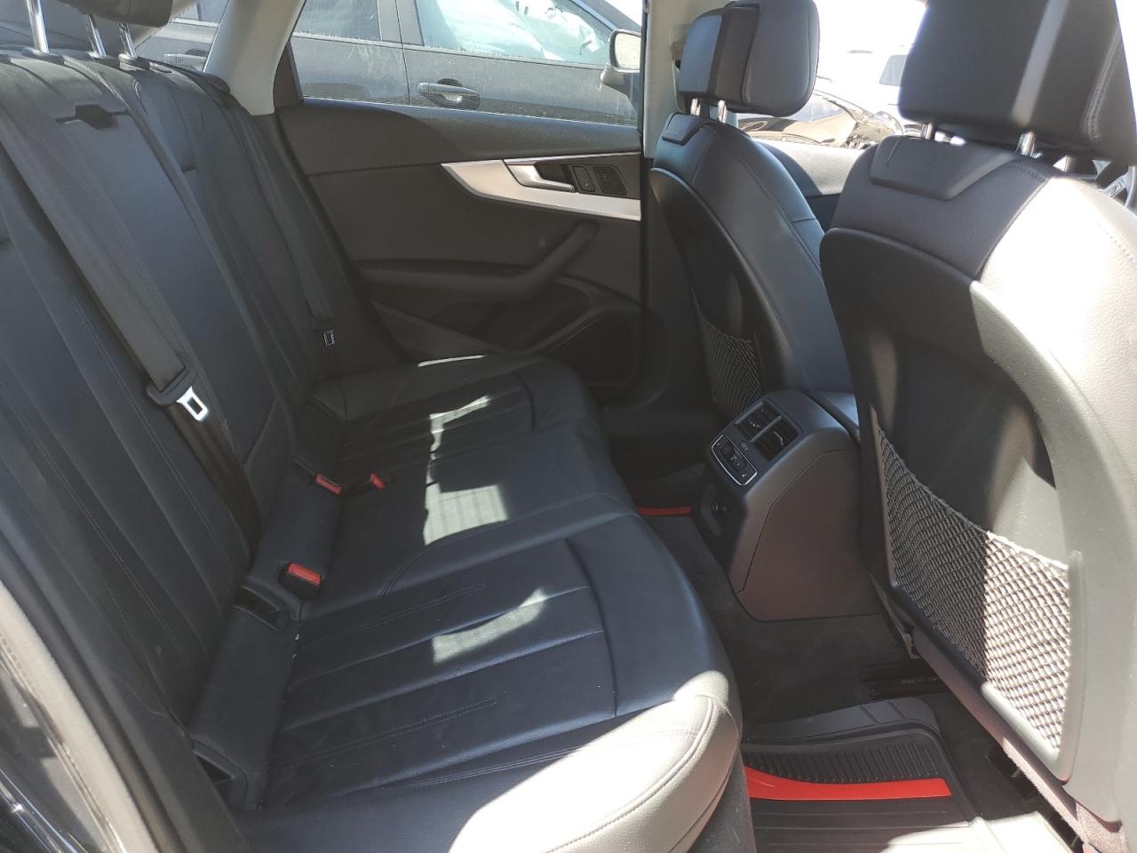 2017 Audi A4 - Image 10