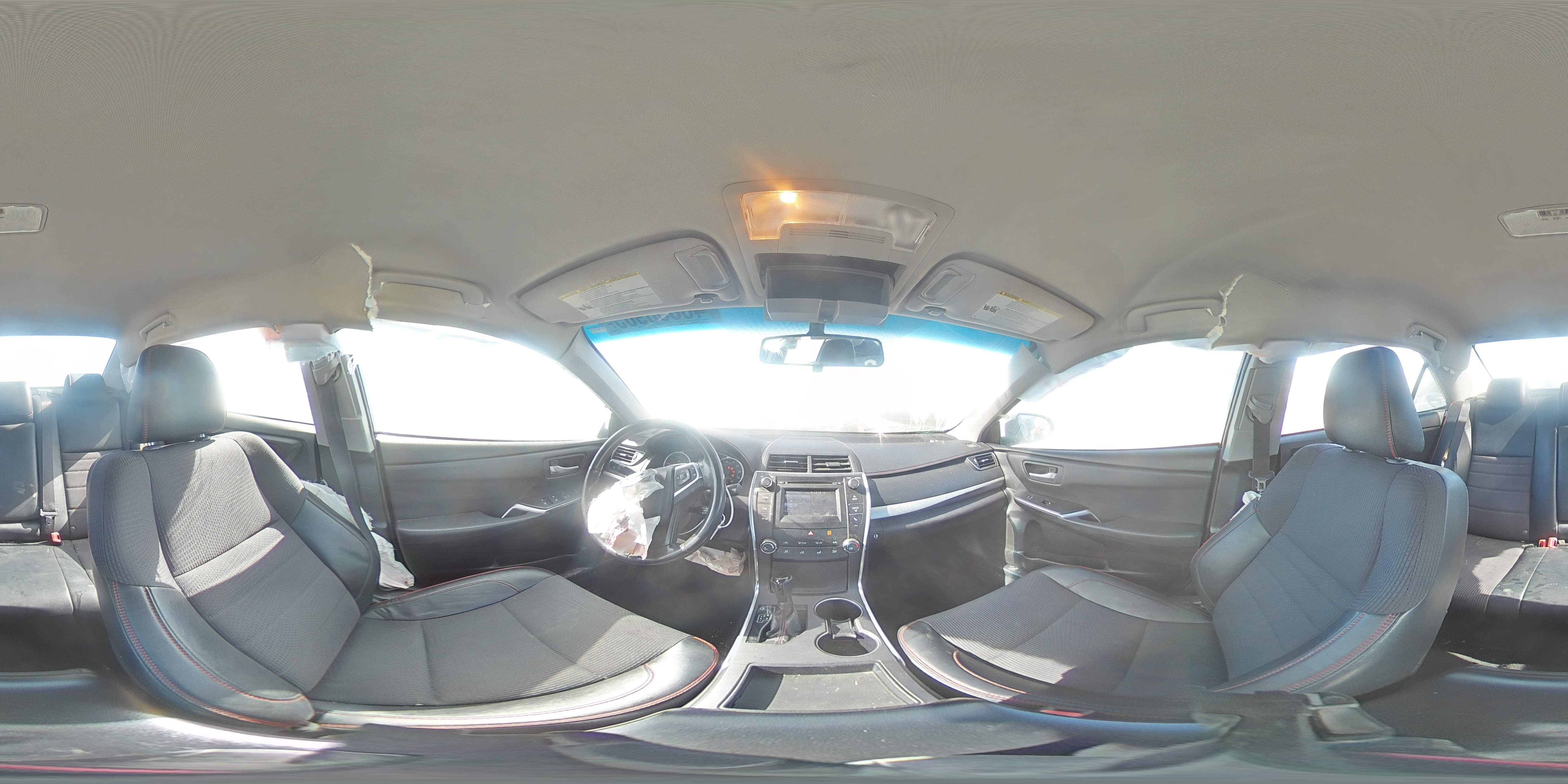 2016 Toyota Camry - Image 12