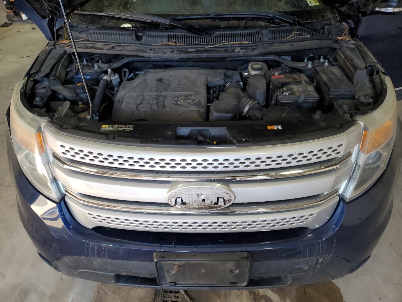 2012 Ford Explorer - Image 12
