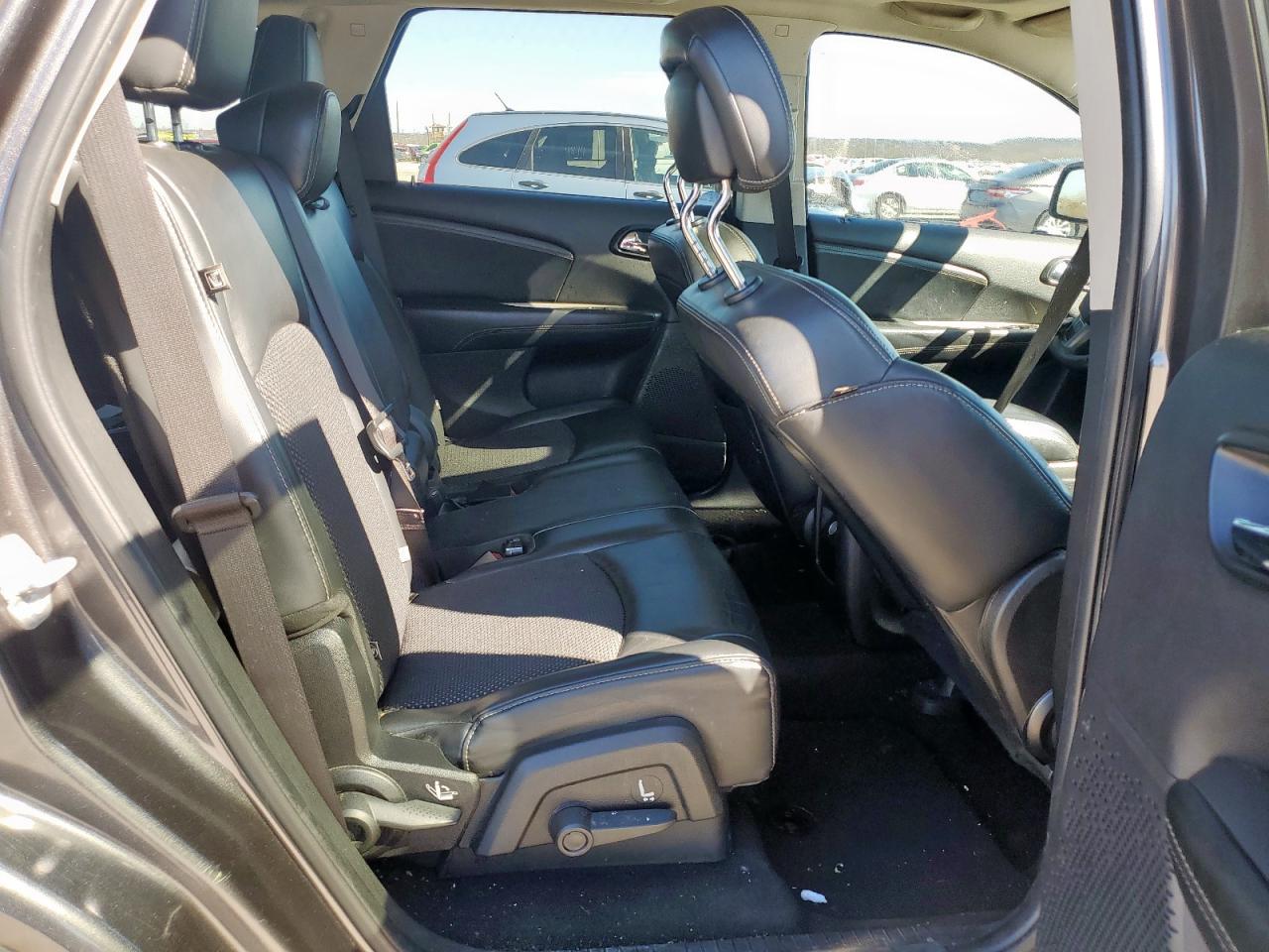 2015 Dodge Journey - Image 11