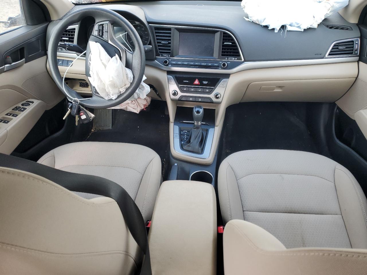 2018 Hyundai Elantra - Image 8