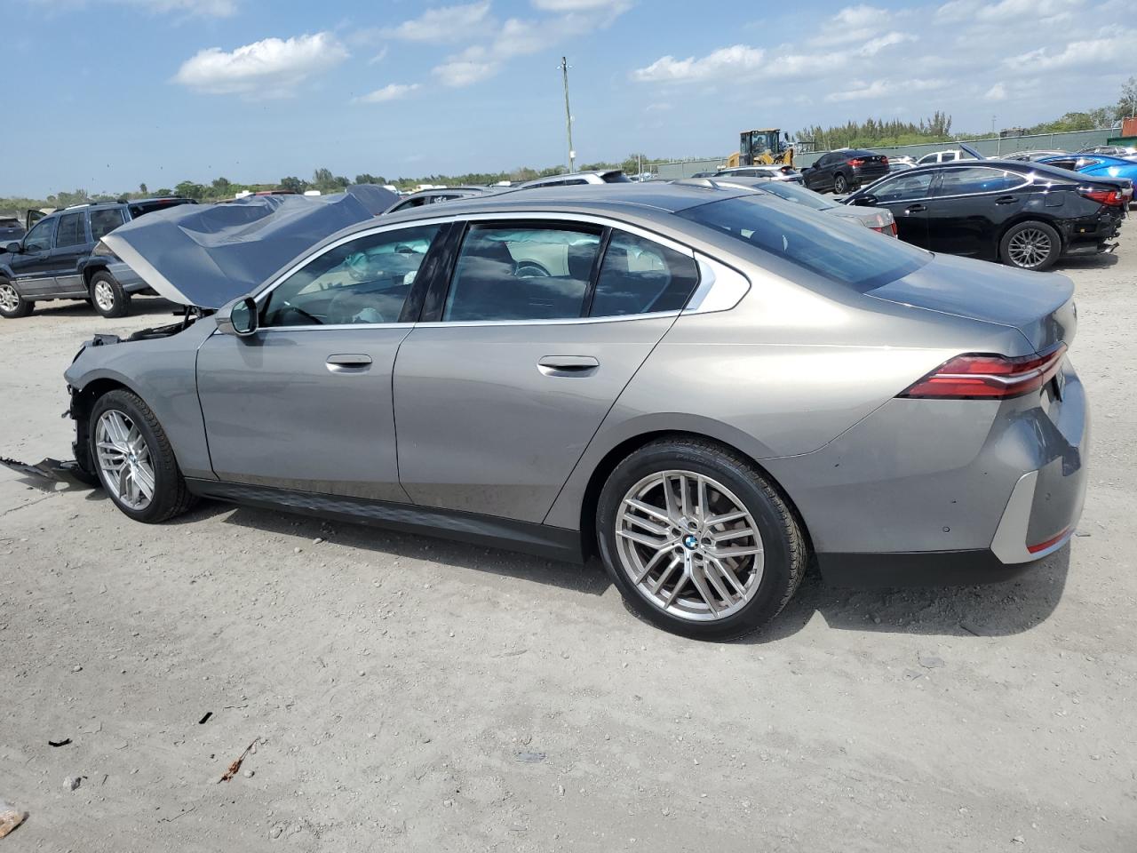 2024 BMW 5er - Image 2