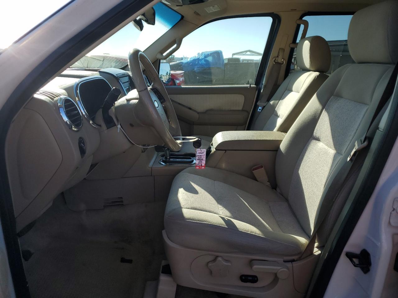 2008 Ford Explorer - Image 7