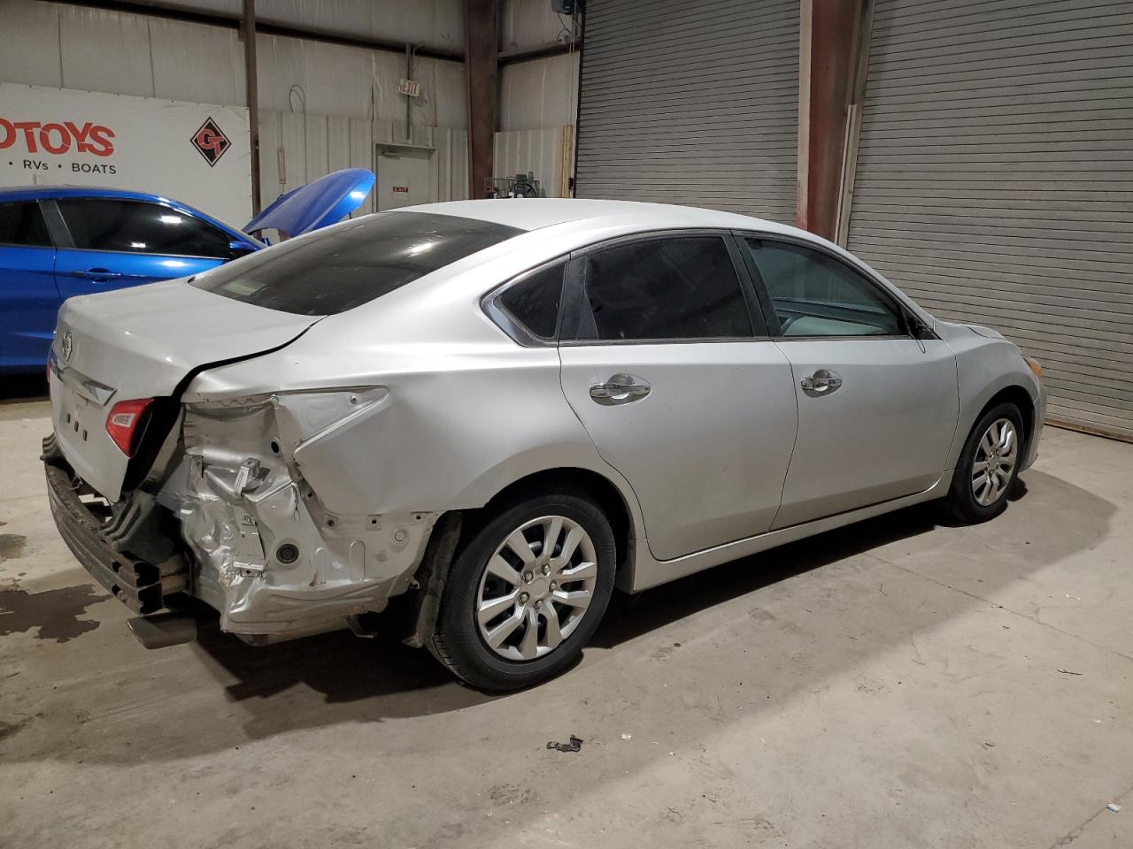2016 Nissan Altima - Image 3