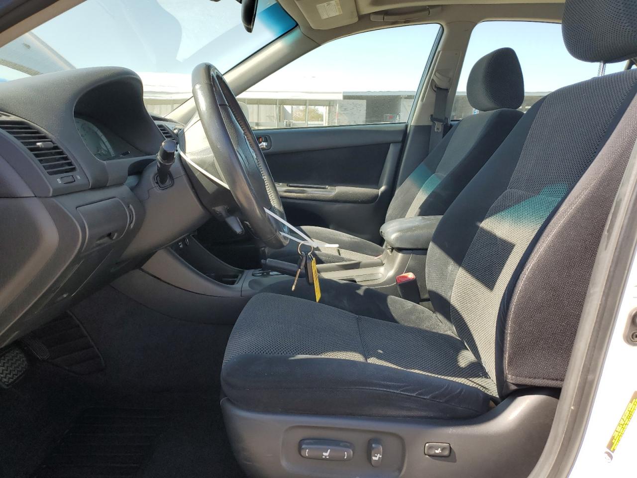 2004 Toyota Camry - Image 7
