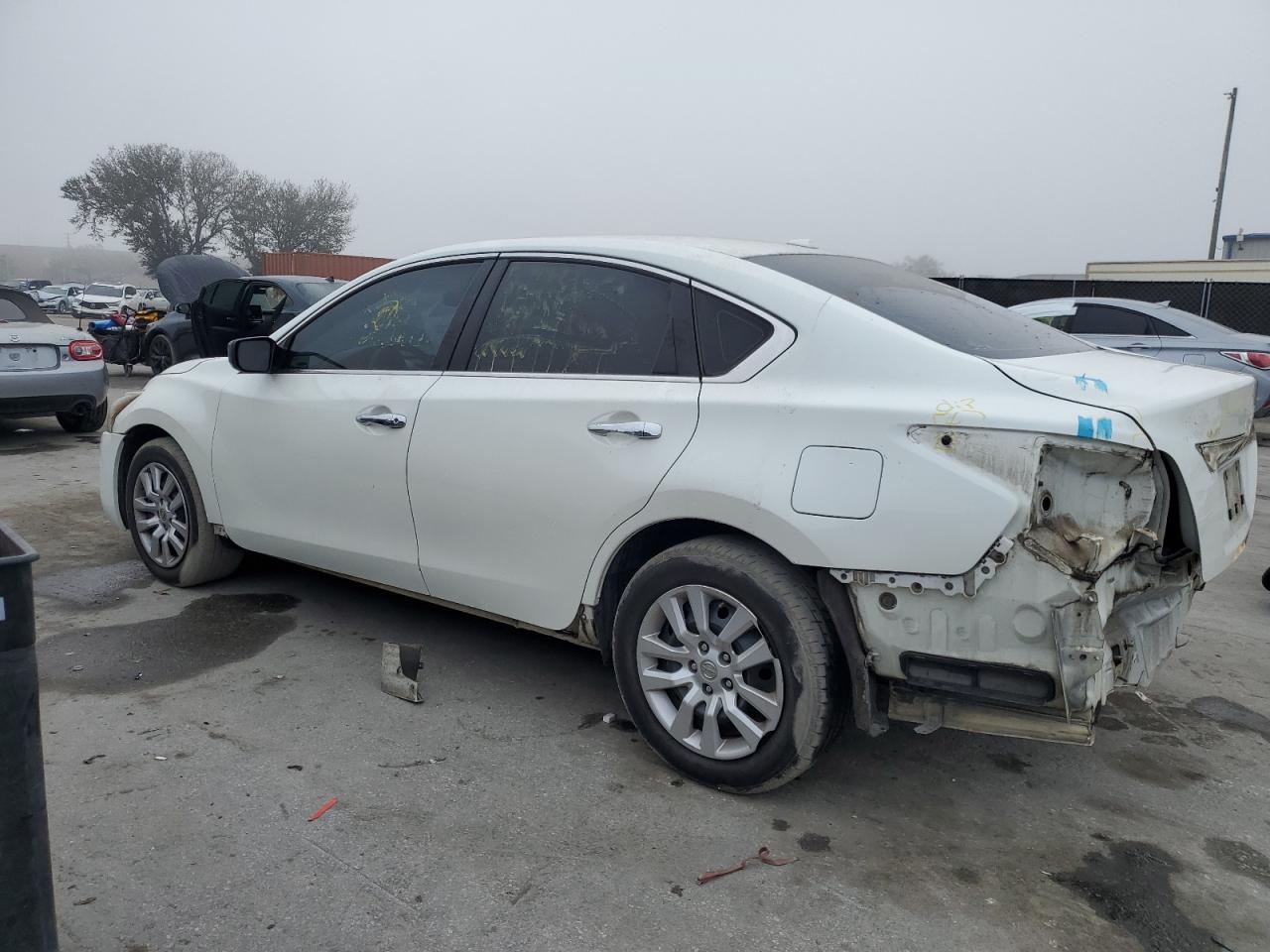 2015 Nissan Altima - Image 2