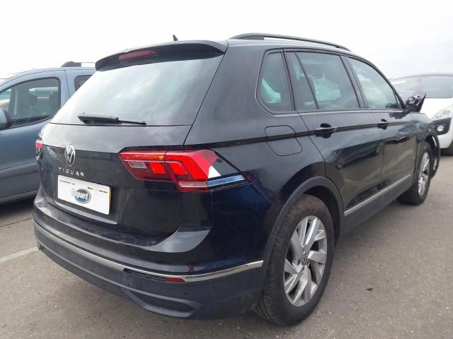 2023 VOLKSWAGEN TIGUAN LIF