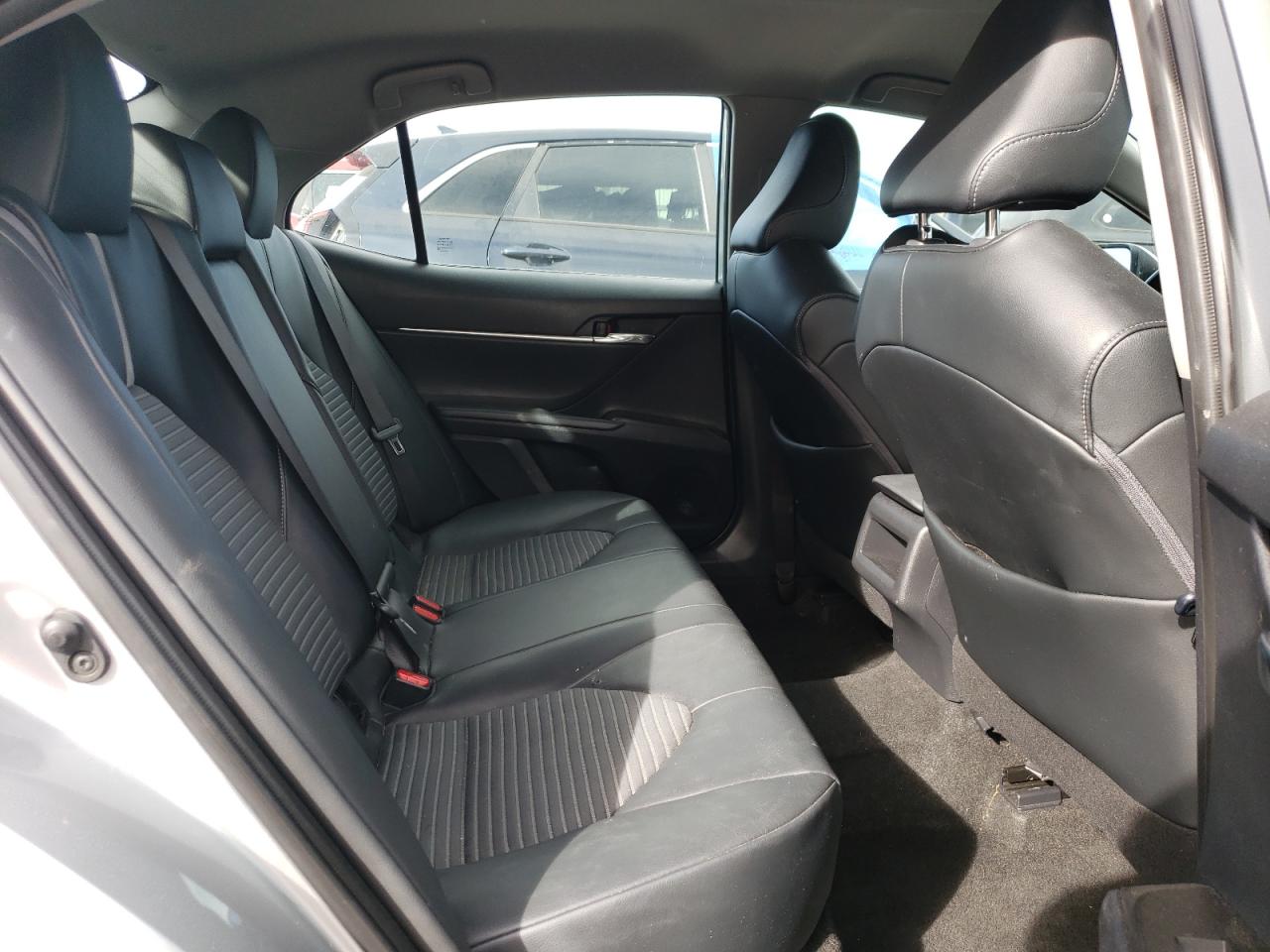 2021 Toyota Camry - Image 10