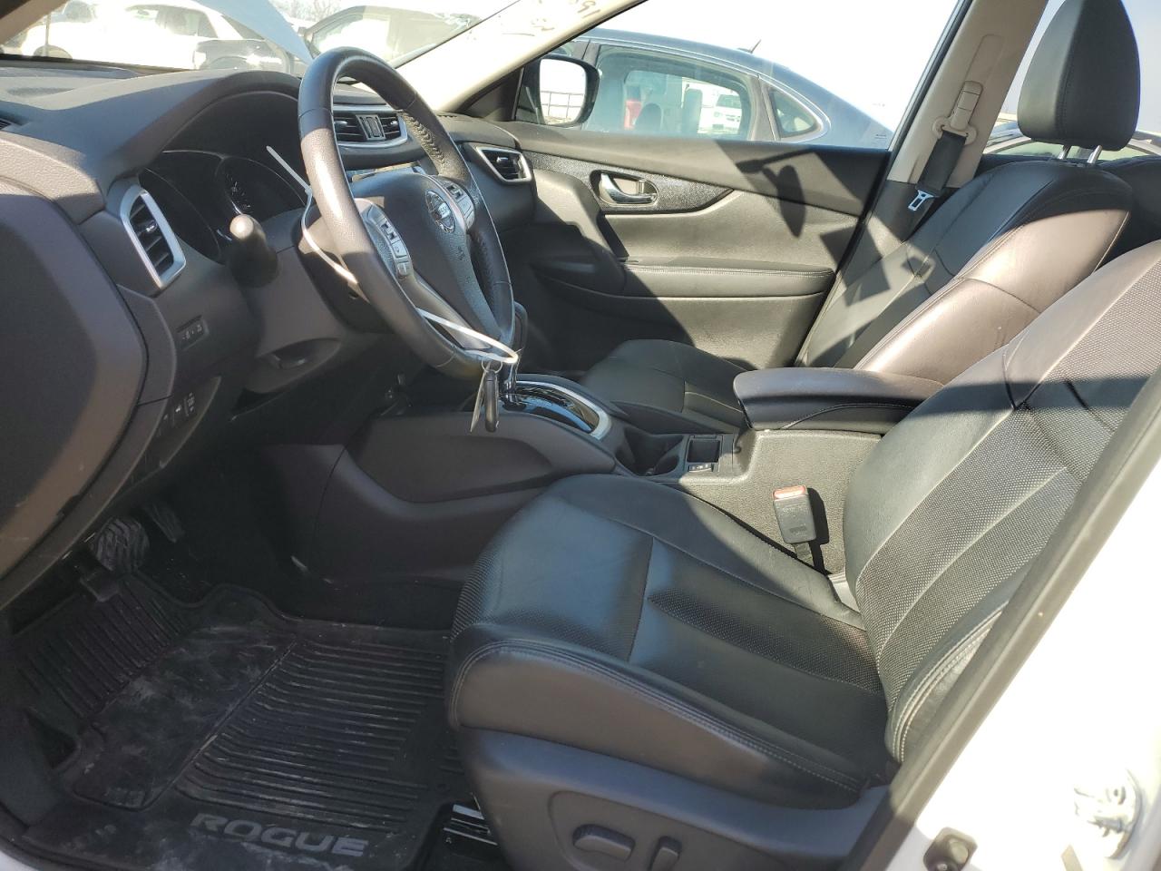 2015 Nissan Rogue - Image 7