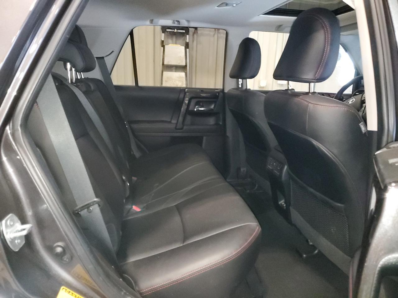 2020 Toyota 4Runner - Image 10