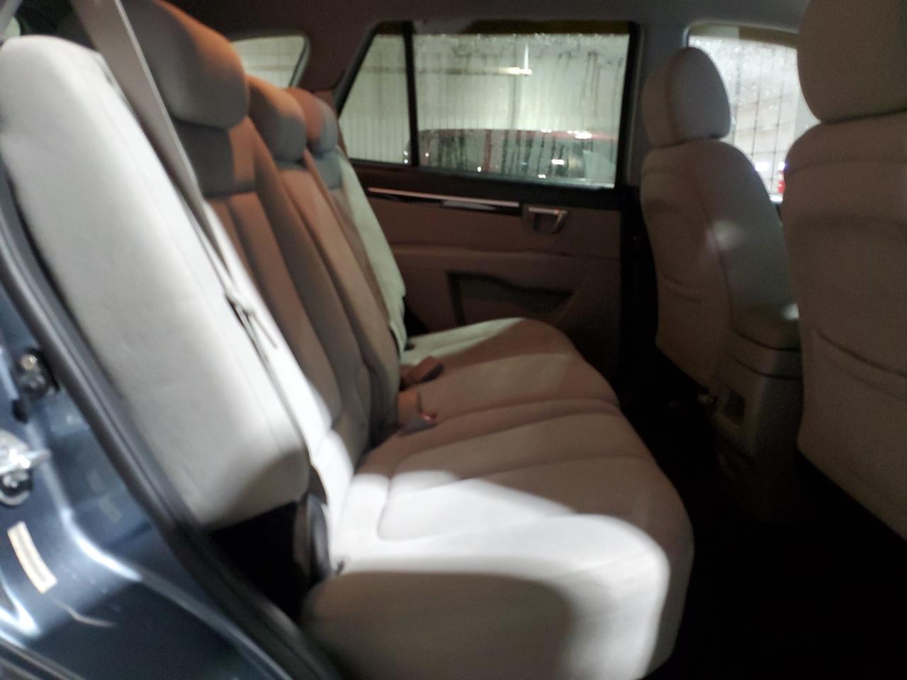 2009 Hyundai Santa Fe - Image 10