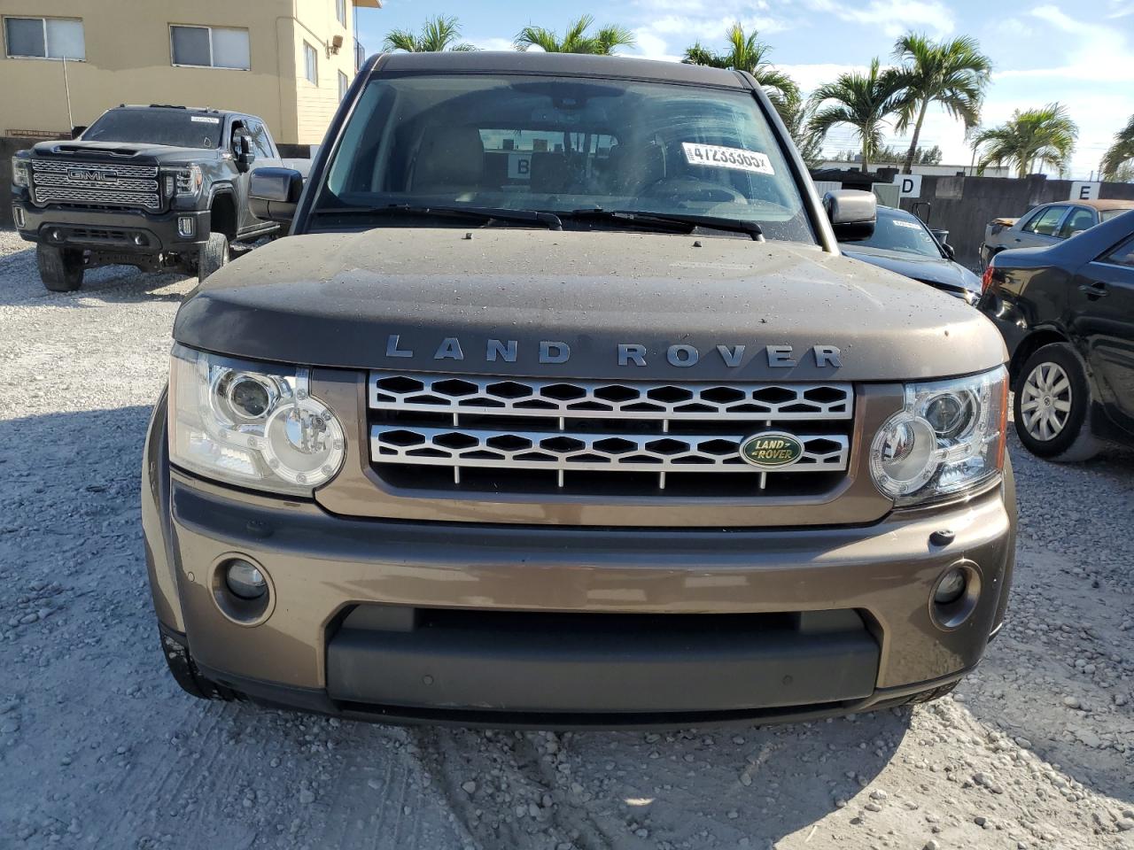2010 Land Rover LR4 - Image 5