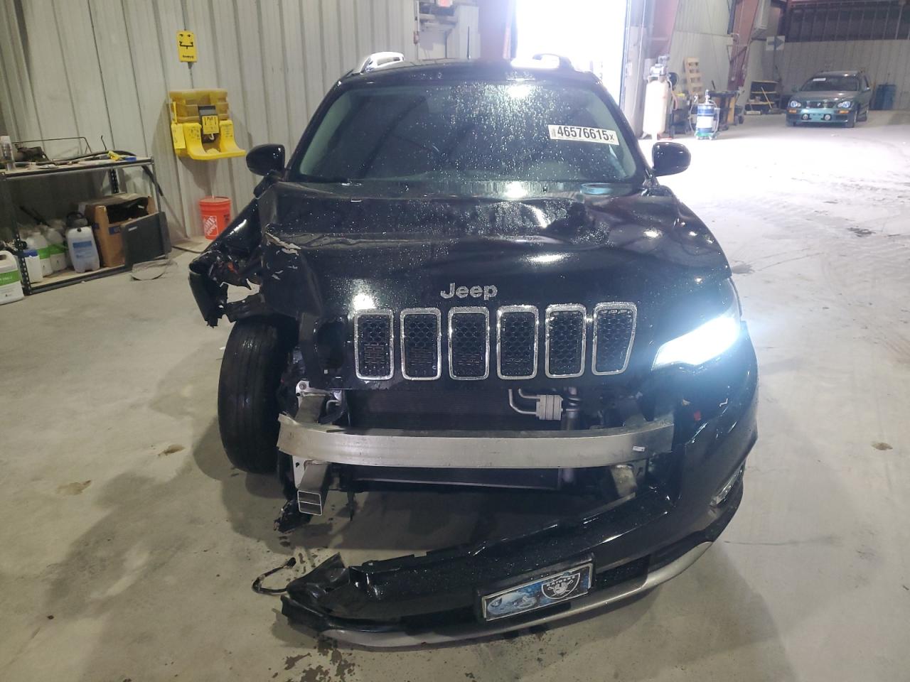 2019 Jeep Grand Cherokee - Image 5