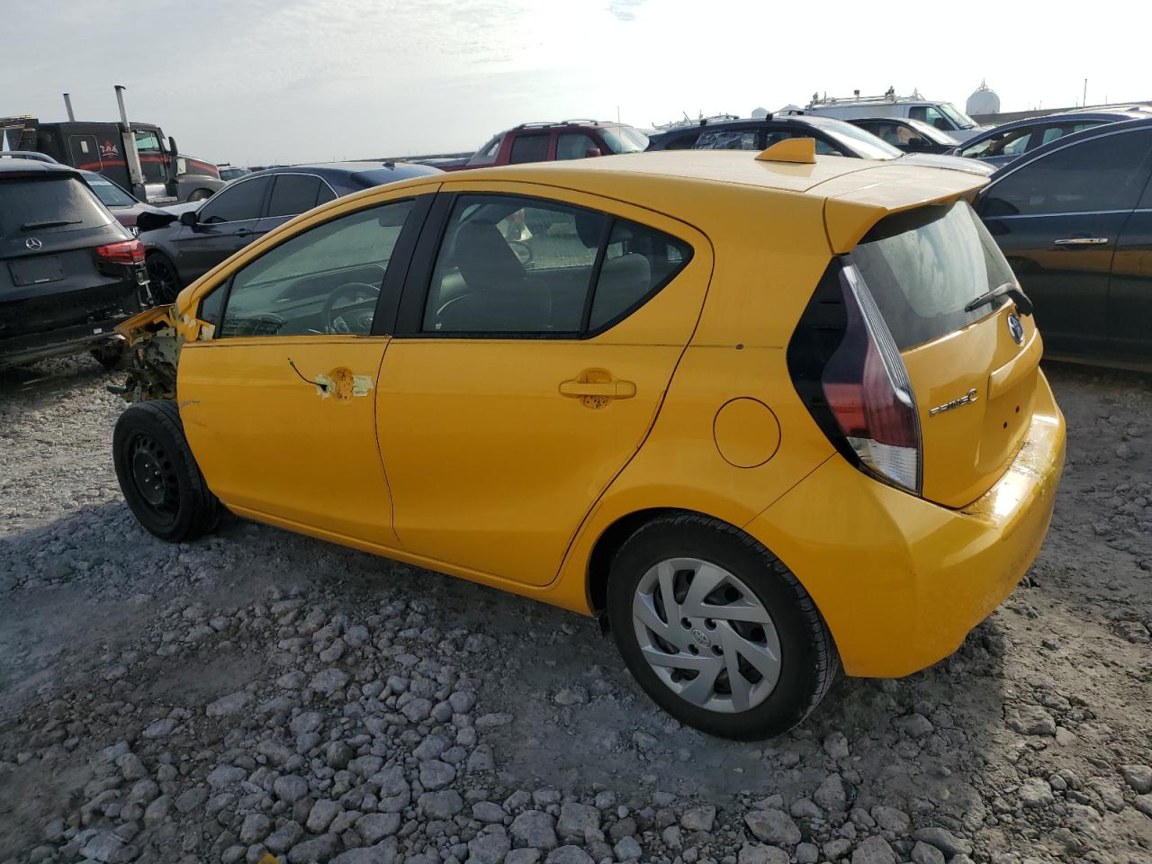 2015 Toyota Prius - Image 2