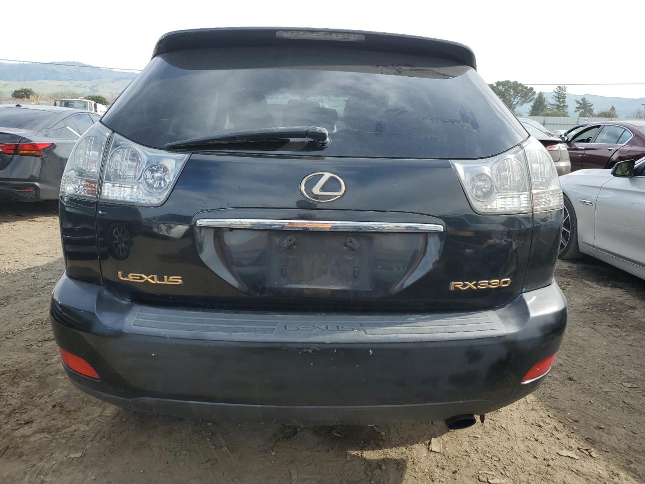 2004 Lexus RX - Image 6