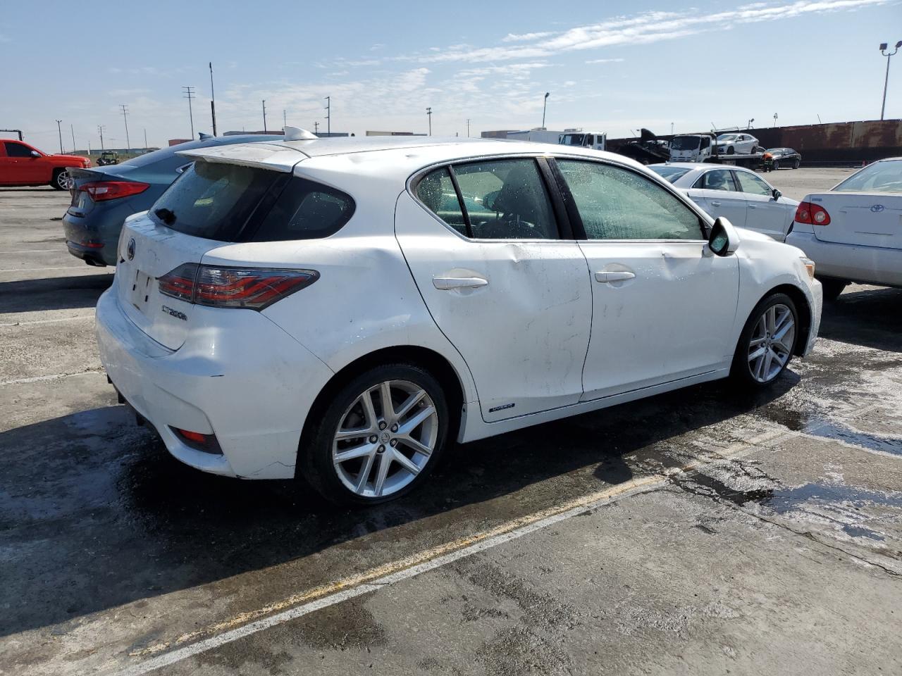 2014 Lexus CT - Image 3