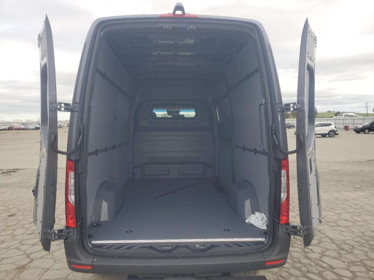 2024 Mercedes-Benz Sprinter 2500 VIN: W1Y4NBHY2RT178430 Lot: 46617815