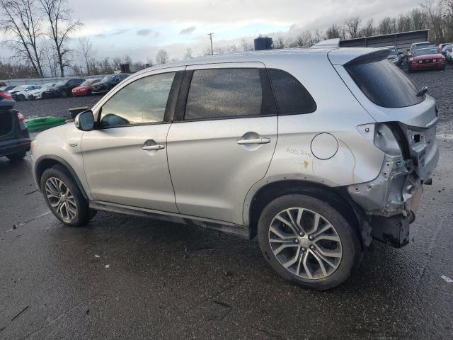  MITSUBISHI OUTLANDER 2019 Srebrny