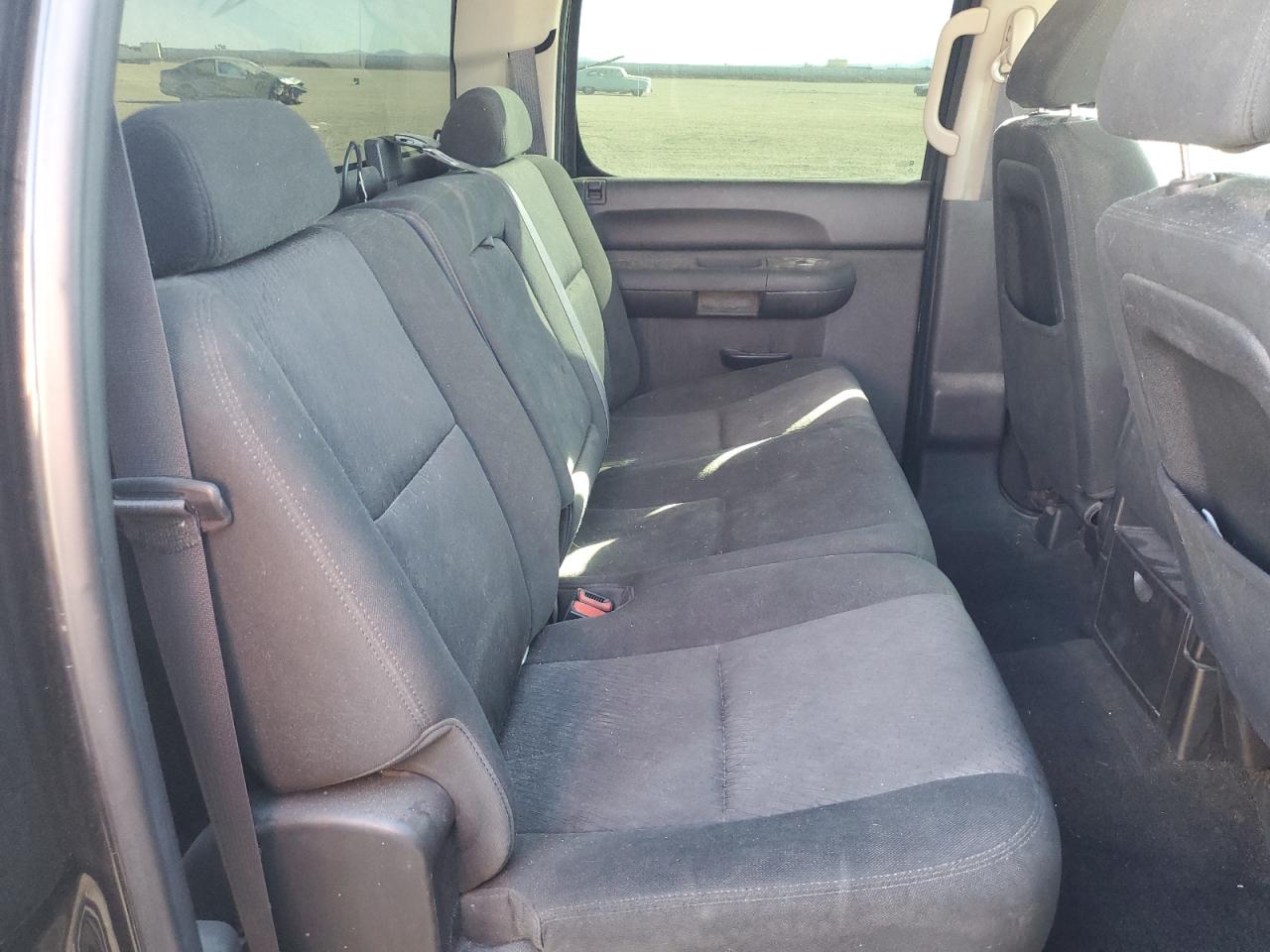 2012 Chevrolet Silverado - Image 10