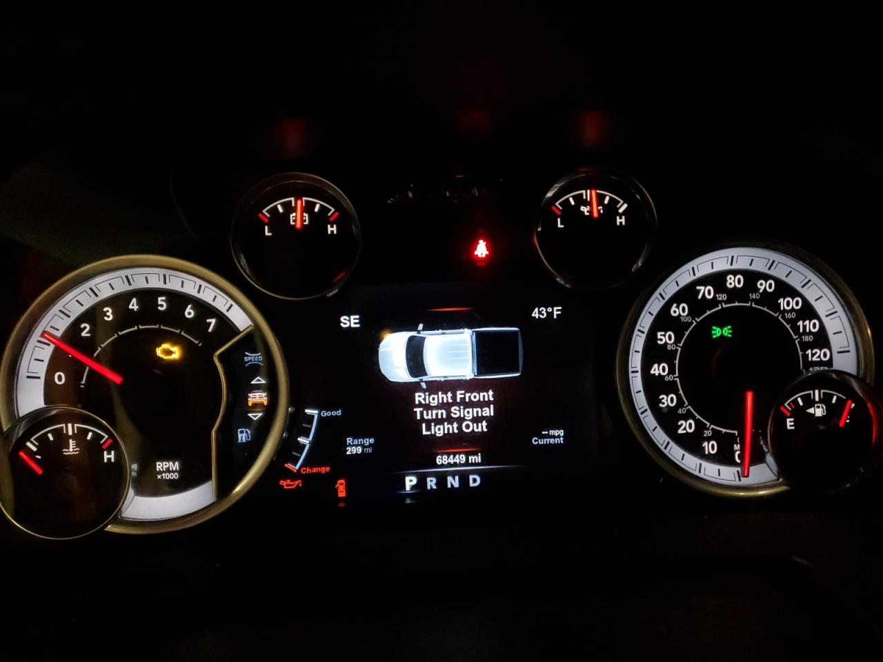 2017 RAM 1500 - Image 9