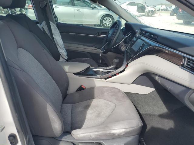  TOYOTA CAMRY 2018 Biały
