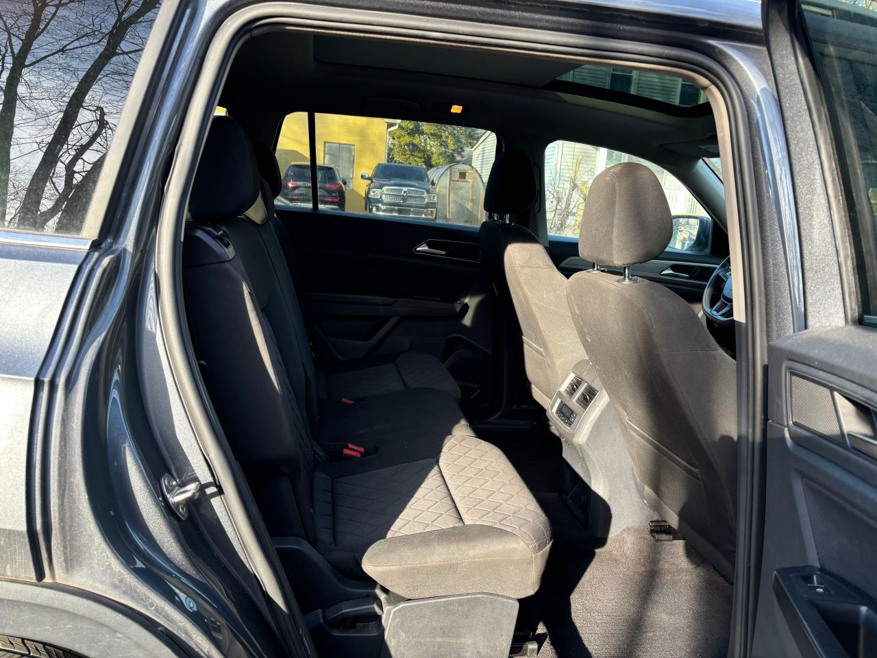 2018 Volkswagen Atlas VIN: 1V2HR2CA4JC512982 Lot: 45022675