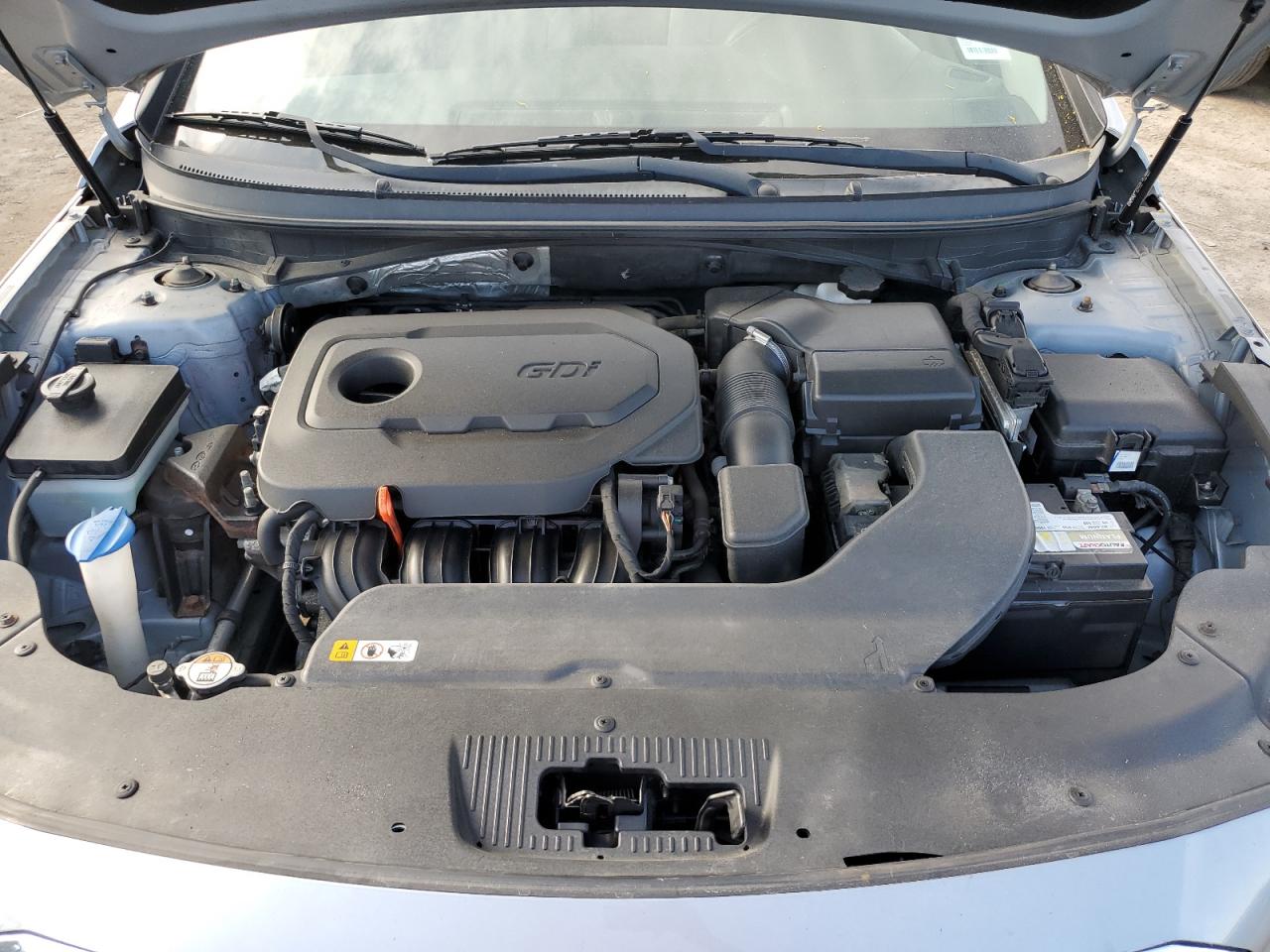 2015 Hyundai Sonata - Image 11