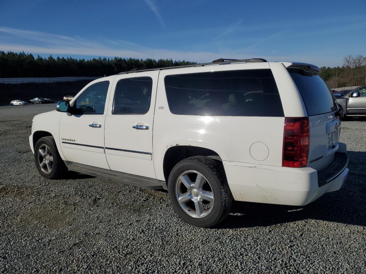 2013 Chevrolet Suburban - Image 2