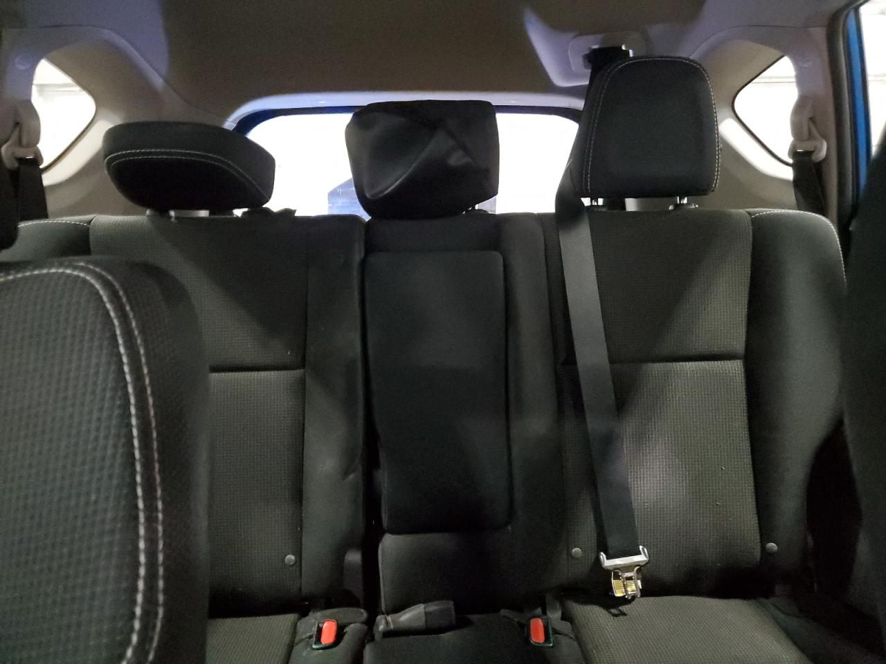 2017 Toyota RAV 4 - Image 10