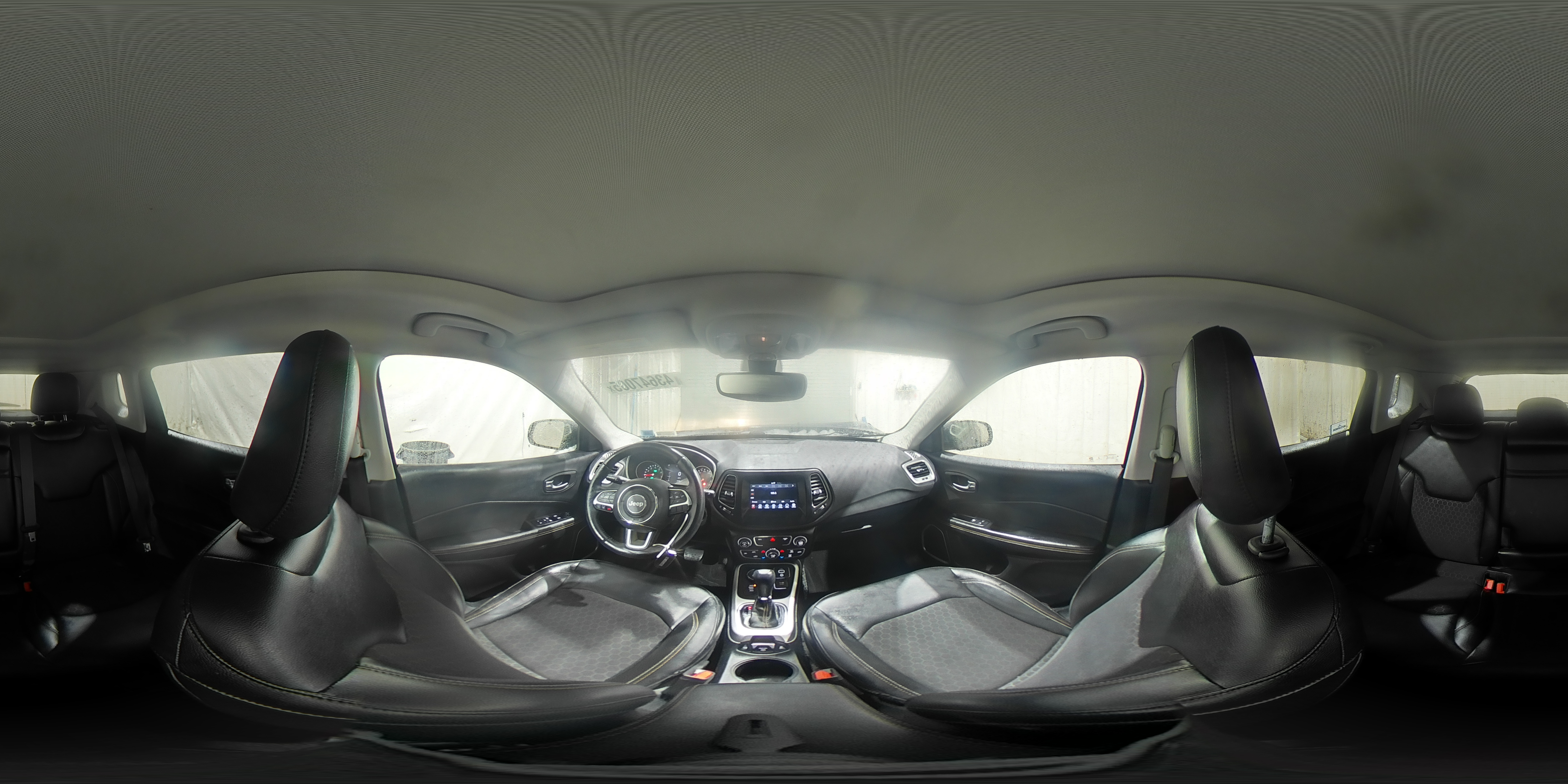2018 Jeep Compass - Image 16