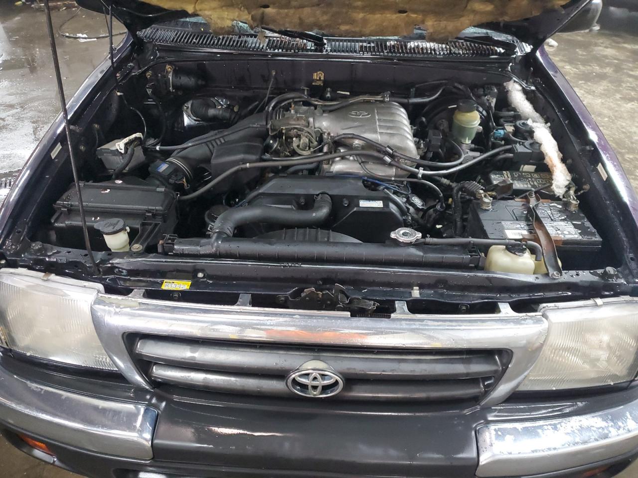 1998 Toyota Tacoma - Image 11