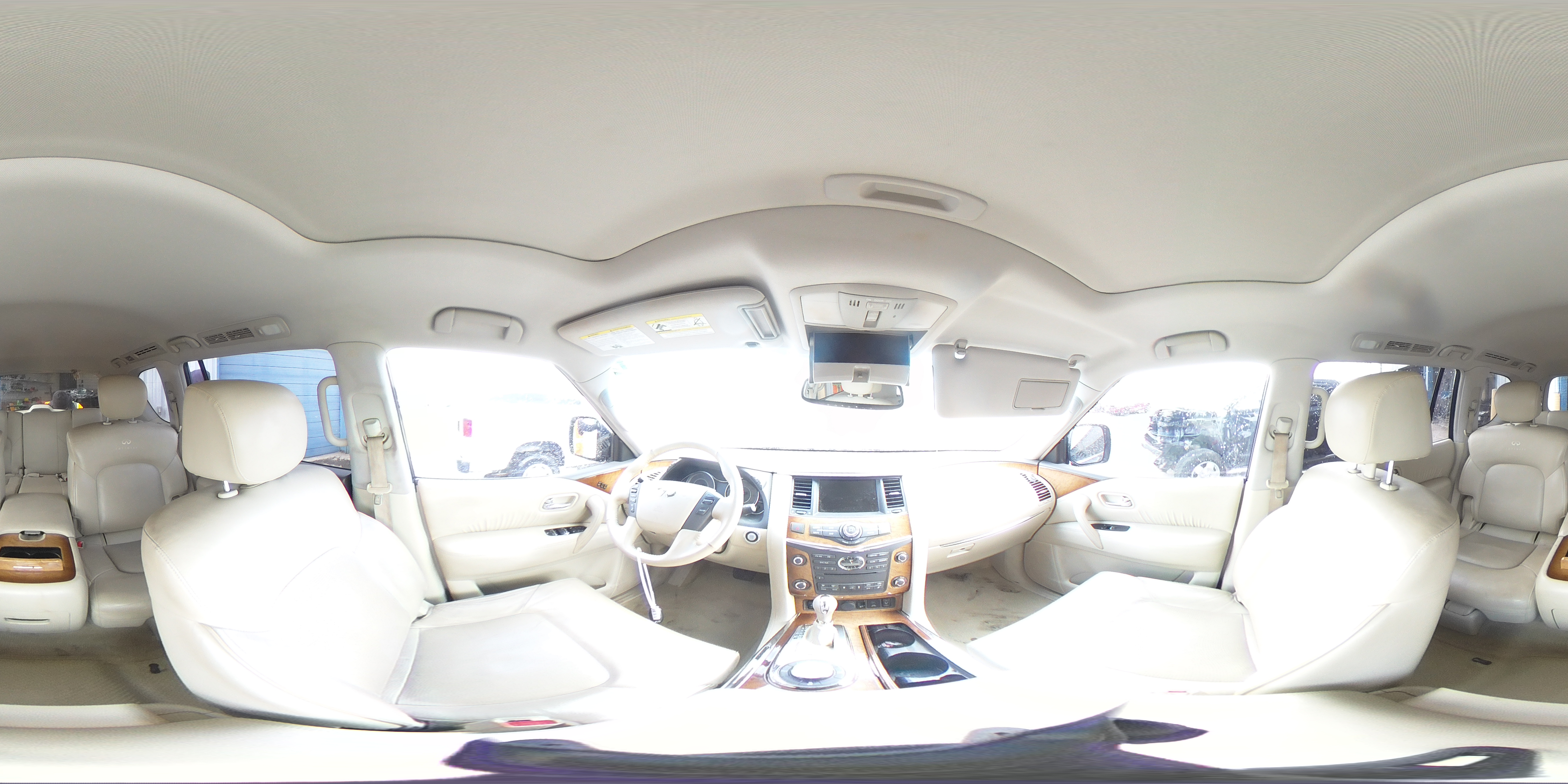 2013 Infiniti QX56 - Image 15